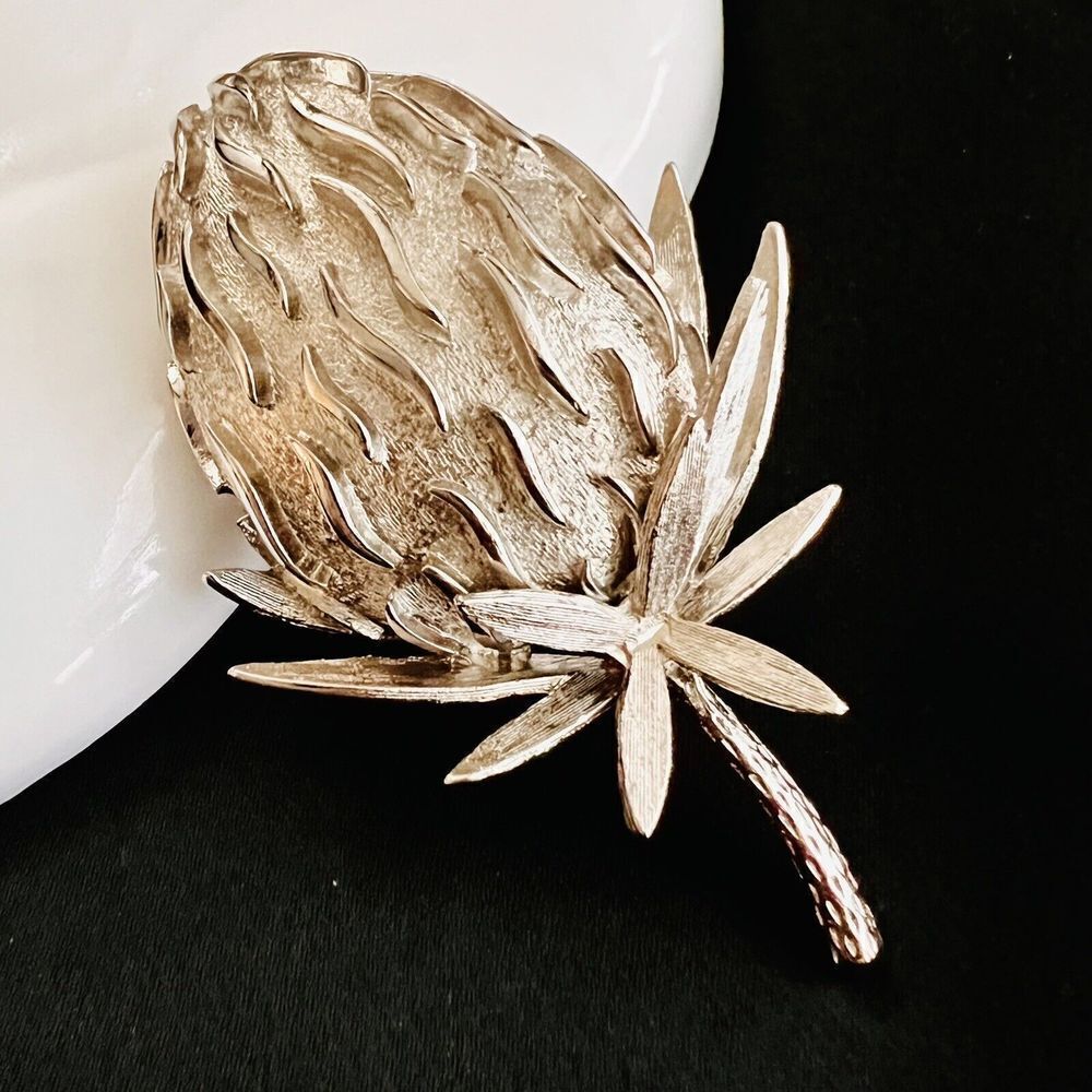 Vintage Thistle Brooch Silver Tone Textured Pin Large 3d Floral Flower 4606